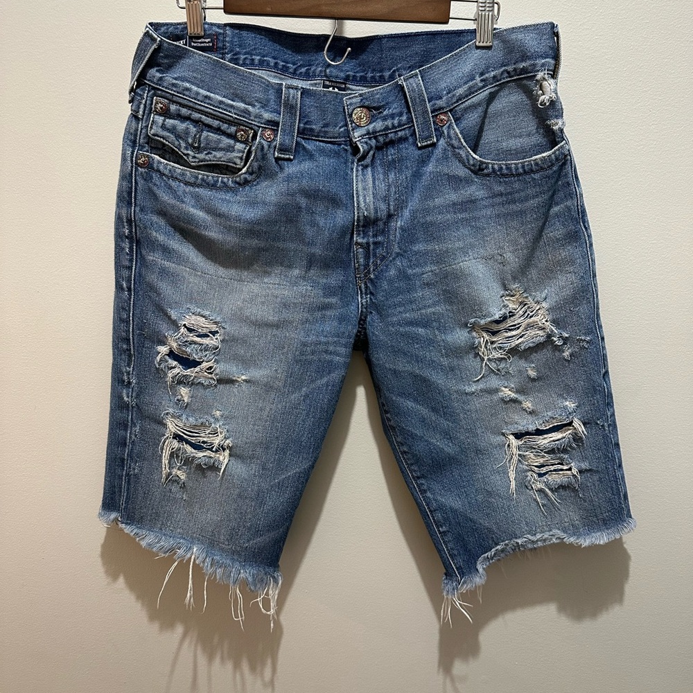 True Religion Ricky Relaxed Strait Distressed Blue Denim Jean Shorts